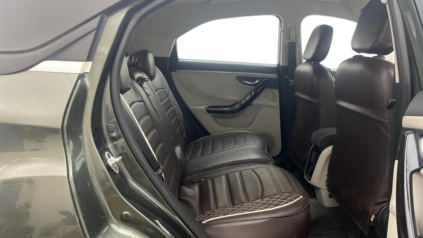 2022 Tata NEXON XZ PLUS DIESEL, Diesel, Manual, 61,598 km, Right Side Rear Door Cabin