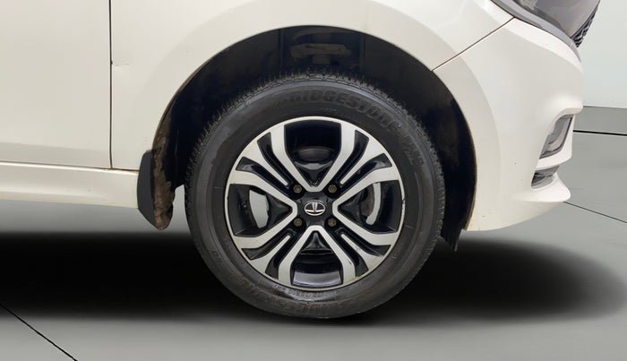 2022 Tata Tiago XZ PLUS CNG, CNG, Manual, 35,137 km, Right Front Wheel