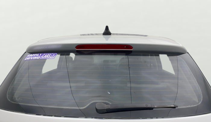 2015 Volkswagen Polo COMFORTLINE 1.2L, Petrol, Manual, 75,779 km, Rear Windshield