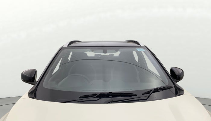 2024 Nissan MAGNITE N-Connecta B4D 1.0 Petrol MT Dual Tone, Petrol, Manual, 3,297 km, Front Windshield