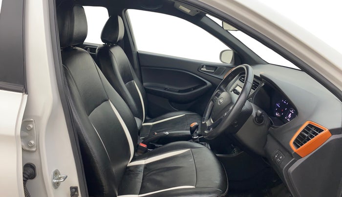 2015 Hyundai i20 Active 1.4 SX, Diesel, Manual, 51,151 km, Right Side Front Door Cabin