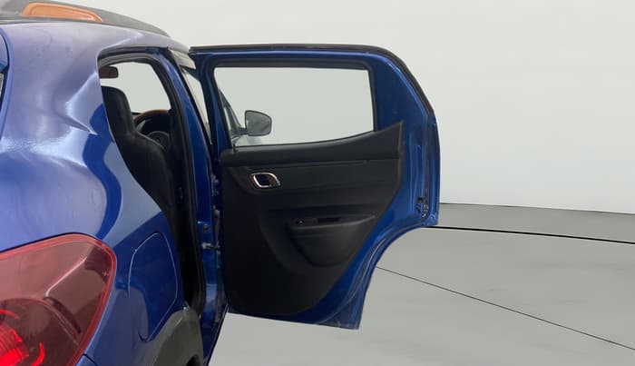 2022 Renault Kwid CLIMBER 1.0 AMT (O), Petrol, Automatic, 25,816 km, RHS Rear Door