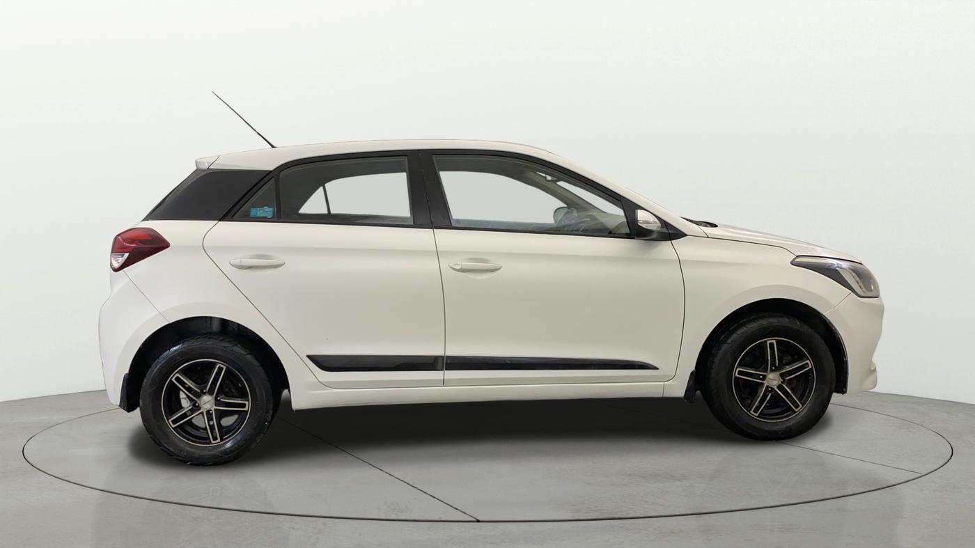 2014 Hyundai Elite i20 SPORTZ 1.2, Petrol, Manual, 54,215 km, Right Side View