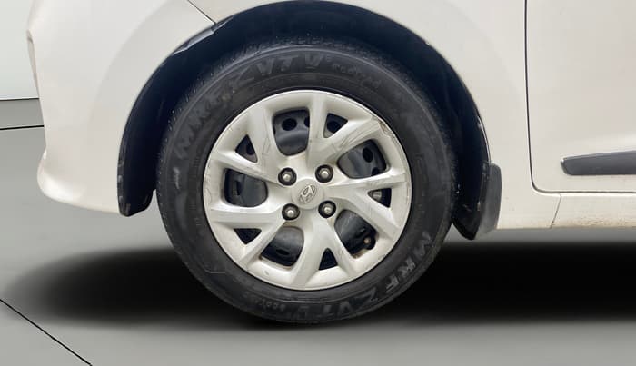 2019 Hyundai Grand i10 MAGNA AT 1.2 KAPPA VTVT, Petrol, Automatic, 79,288 km, Left Front Wheel