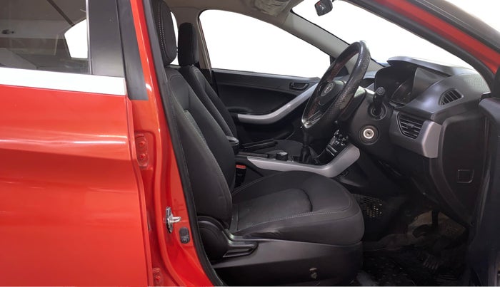 2022 Tata NEXON XM PETROL, Petrol, Manual, 40,351 km, Right Side Front Door Cabin