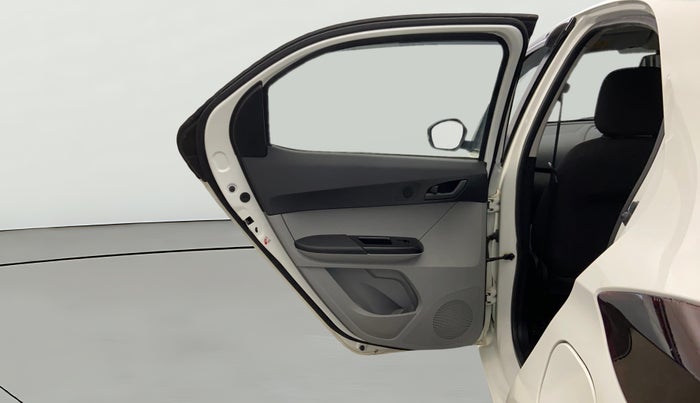2024 Tata Tiago XT PETROL, Petrol, Manual, 26,272 km, LHS Rear Door