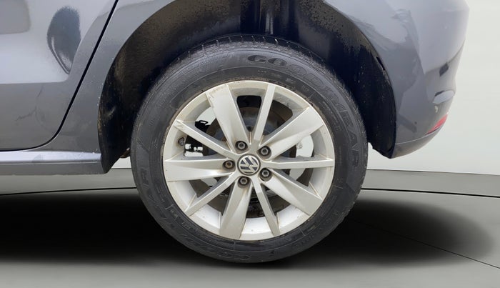 2017 Volkswagen Polo HIGHLINE1.2L, Petrol, Manual, 36,174 km, Left Rear Wheel