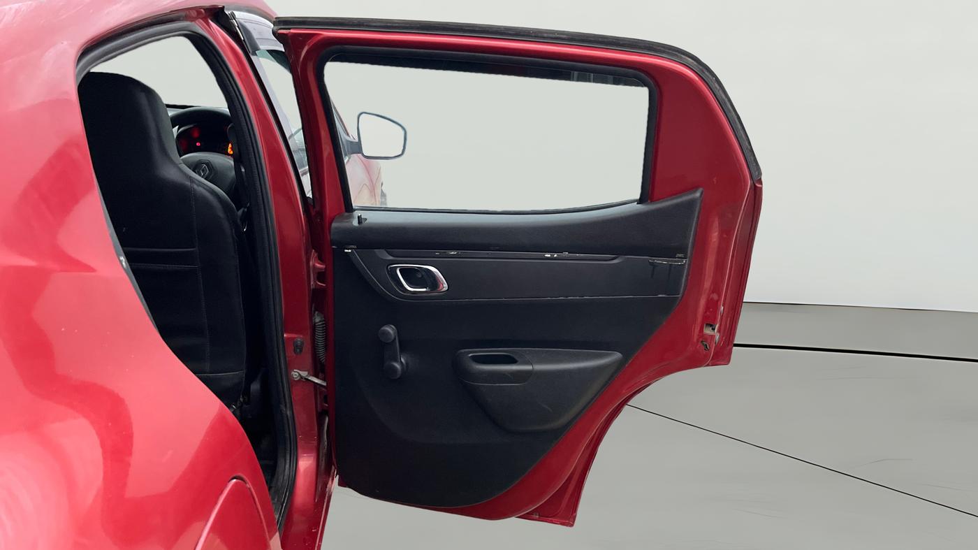 2018 Renault Kwid RXT 1.0 AMT (O), CNG, Automatic, 63,199 km, RHS Rear Door