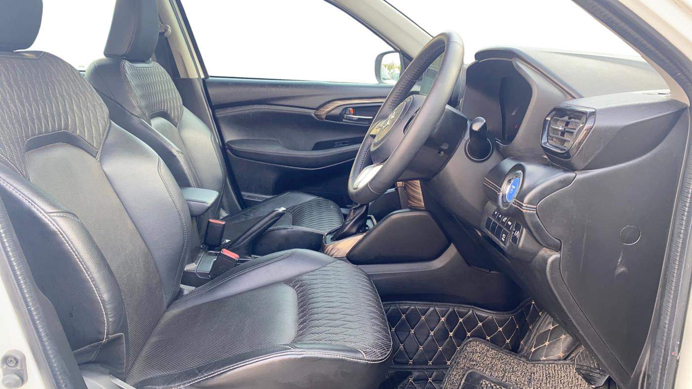2022 Maruti Grand Vitara ALPHA PLUS HYBRID ECVT, Hybrid, Automatic, 57,172 km, Right Side Front Door Cabin