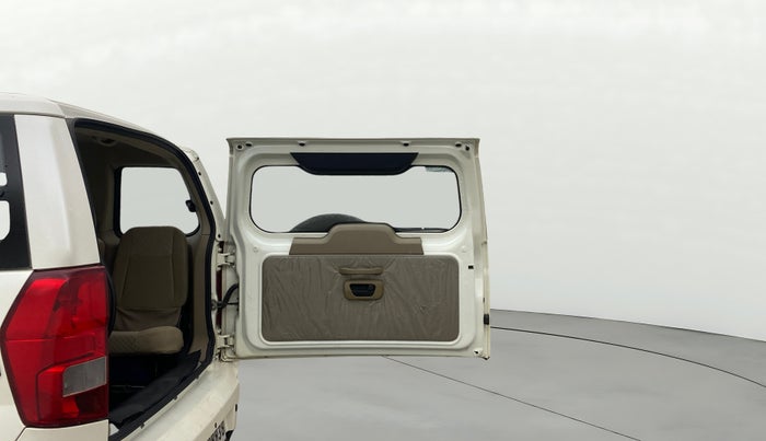 2022 Mahindra BOLERO NEO N 10 (O), Diesel, Manual, 73,297 km, Boot Door Open