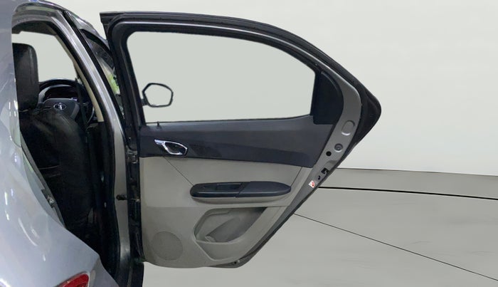 2019 Tata Tiago XZ PLUS PETROL, CNG, Manual, 63,290 km, RHS Rear Door