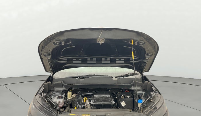 2022 Skoda KUSHAQ ACTIVE 1.0L TSI MT, Petrol, Manual, 28,926 km, Open Bonet