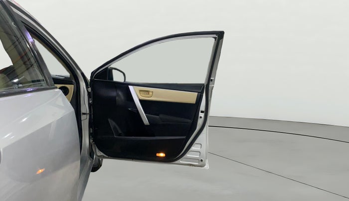 2017 Toyota Corolla Altis J PETROL, Petrol, Manual, 60,318 km, RHS Front Door