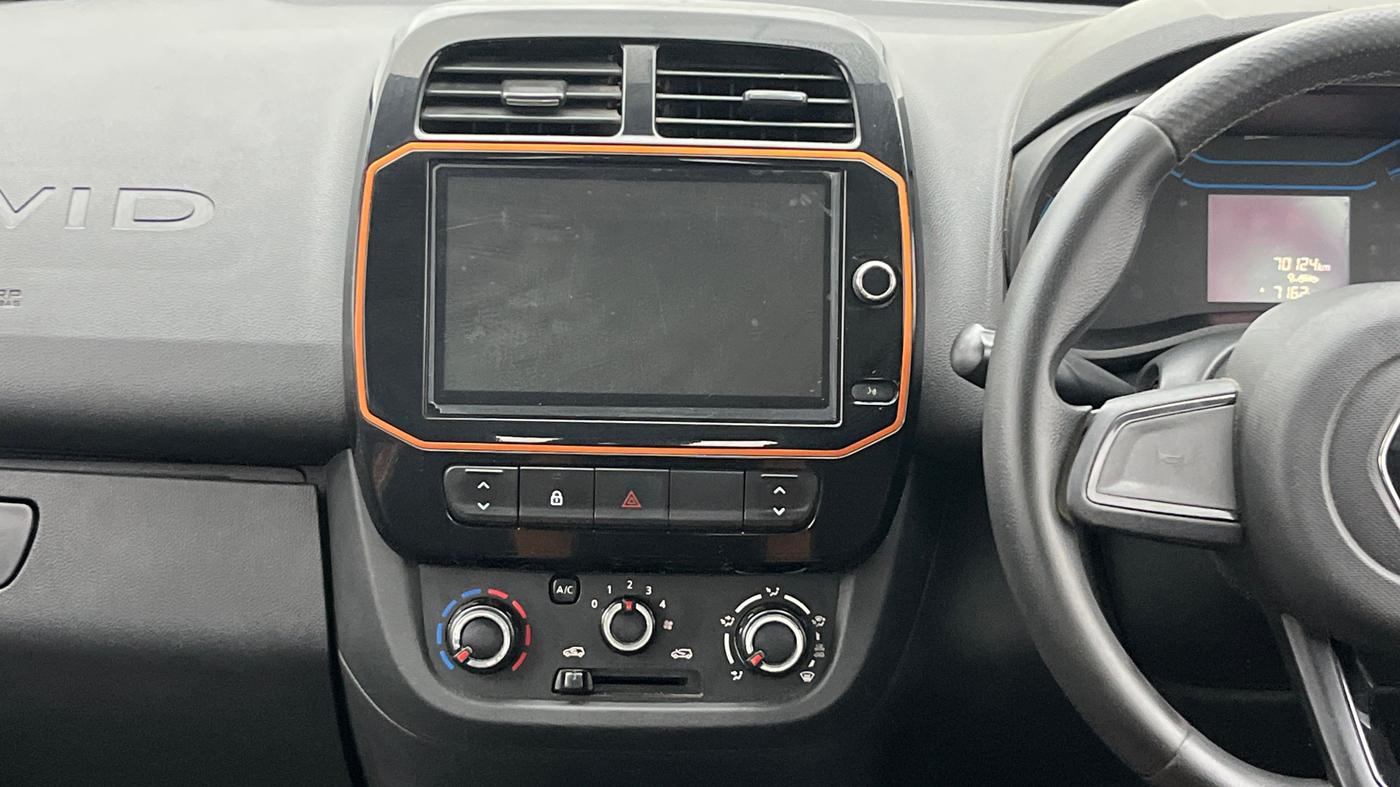 2021 Renault Kwid CLIMBER 1.0 AMT (O), Petrol, Automatic, 70,124 km, Air Conditioner