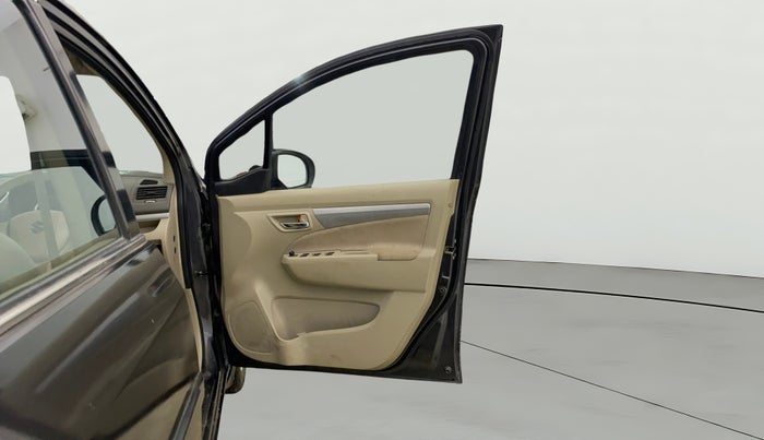 2015 Maruti Ertiga VXI, Petrol, Manual, 46,143 km, RHS Front Door