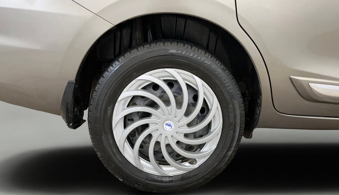 2020 Maruti Ertiga VXI CNG, CNG, Manual, 28,202 km, Right Rear Wheel
