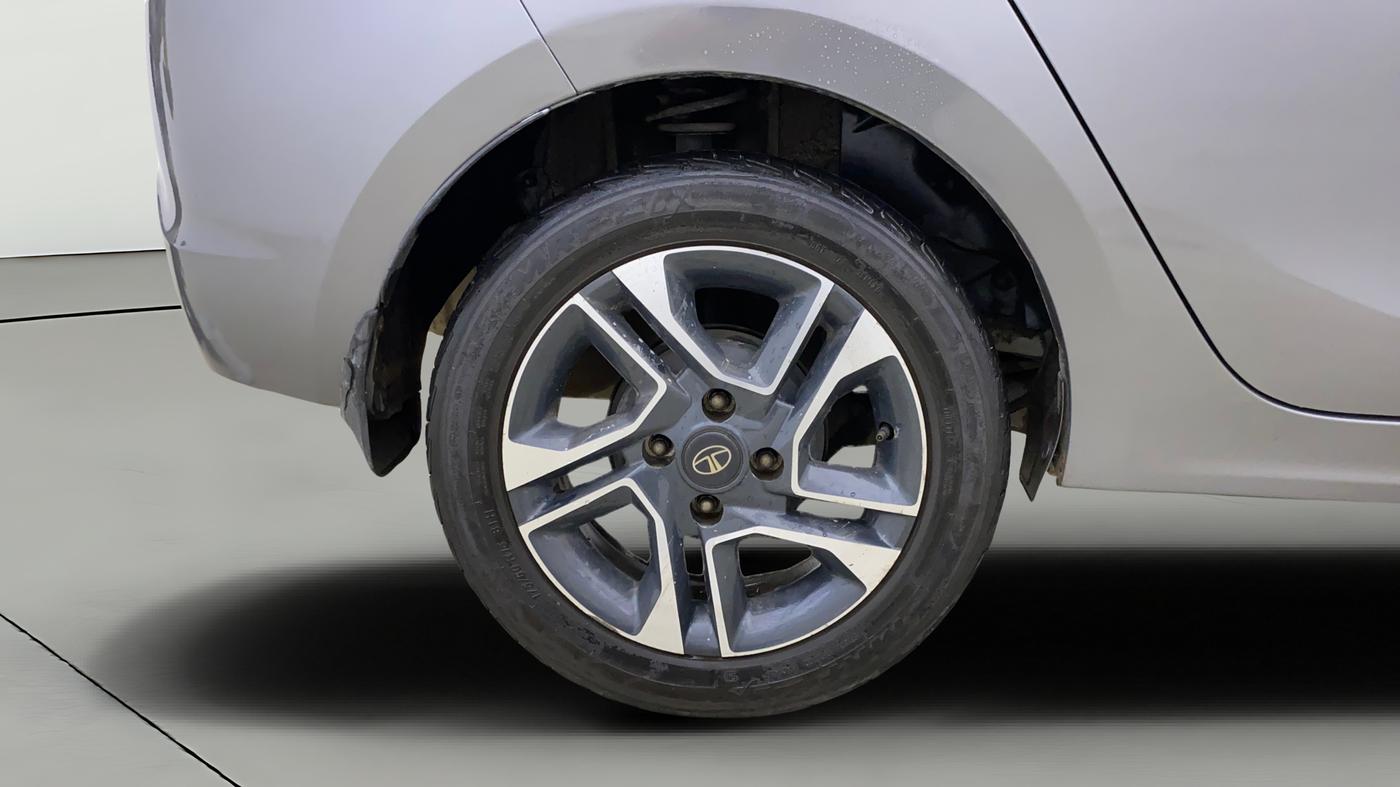 2018 Tata TIGOR XZ PETROL, Petrol, Manual, 43,242 km, Right Rear Wheel