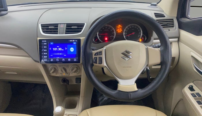 2015 Maruti Ertiga ZXI, Petrol, Manual, 65,078 km, Steering Wheel Close Up