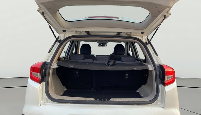 2020 Mahindra XUV300 W8 1.5 DIESEL, Diesel, Manual, 79,449 km, Boot Open Zoomed View