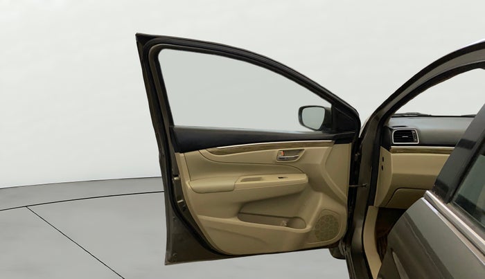 2019 Maruti Ciaz ALPHA 1.5 SHVS PETROL, Petrol, Manual, 56,320 km, LHS Front Door