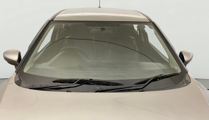 2019 Maruti Baleno DELTA PETROL 1.2, Petrol, Manual, 83,754 km, Front Windshield