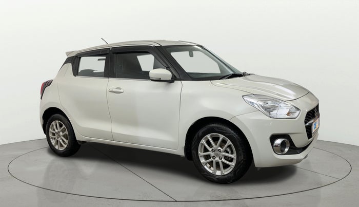 2018 Maruti Swift ZXI, Petrol, Manual, 33,727 km, Right Front Diagonal