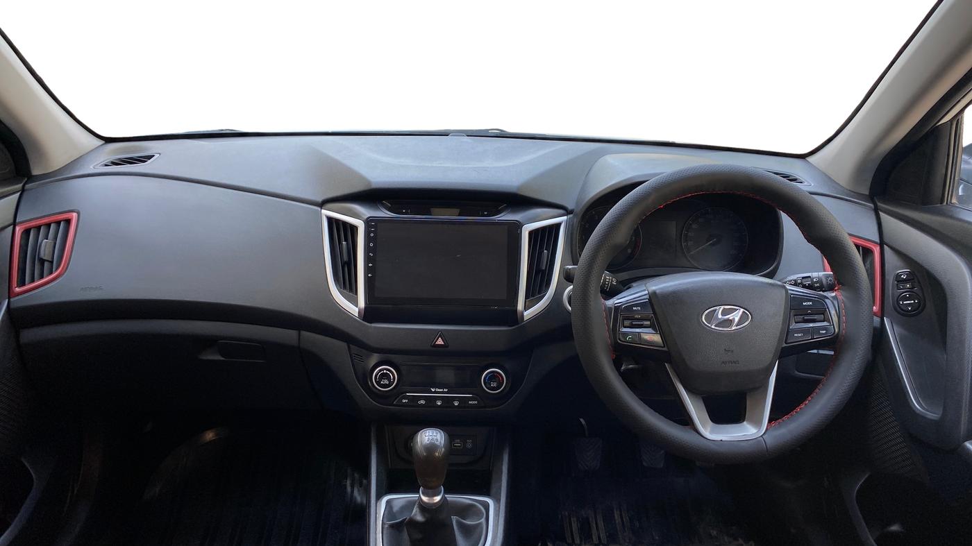 2016 Hyundai Creta SX PLUS  ANNIVERSARY EDITION 1.6 PETROL, Petrol, Manual, 1,05,639 km, Dashboard