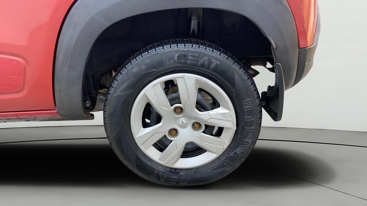 2015 Renault Kwid RXL, Petrol, Manual, 22,255 km, Left Rear Wheel