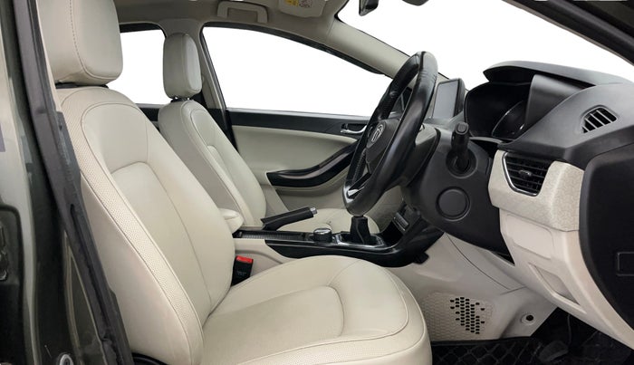 2022 Tata NEXON XZ PLUS (PREMIUM) PETROL, Petrol, Manual, 74,710 km, Right Side Front Door Cabin