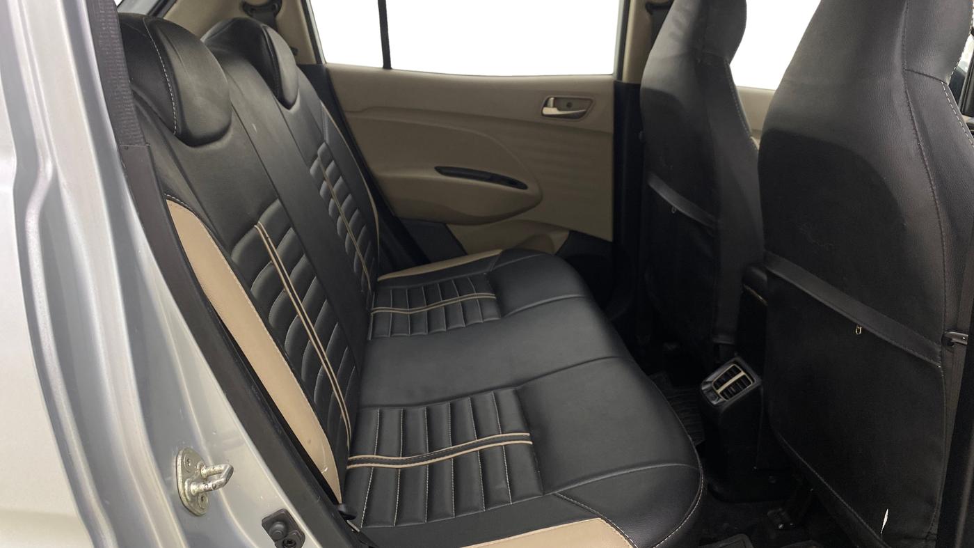 2019 Hyundai NEW SANTRO SPORTZ MT, Petrol, Manual, 57,502 km, Right Side Rear Door Cabin