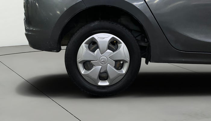 2020 Tata TIGOR XZ PETROL, Petrol, Manual, 61,810 km, Right Rear Wheel