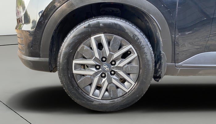 2024 Hyundai VENUE SX (O) 1.0 TURBO DCT DUAL TONE, Petrol, Automatic, 16,890 km, Left Front Wheel