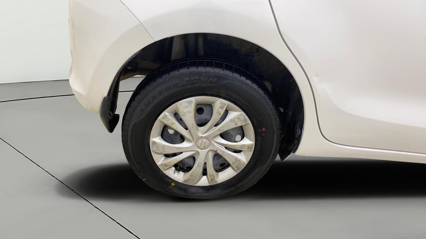 2020 Maruti Swift VXI, Petrol, Manual, 1,71,052 km, Right Rear Wheel