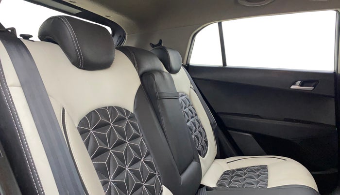 2020 Hyundai Creta SX 1.5 PETROL, Petrol, Manual, 30,038 km, Right Side Rear Door Cabin