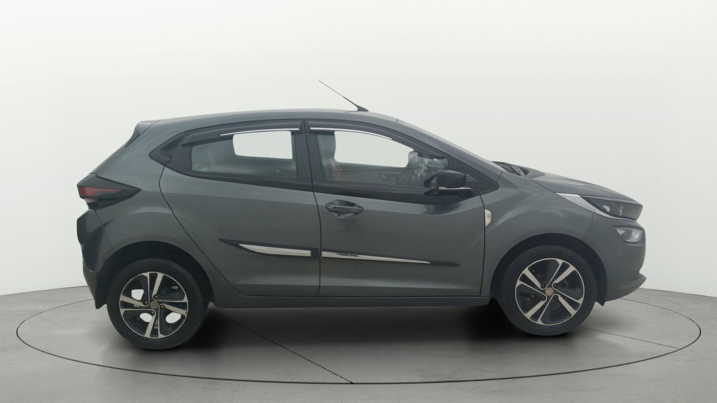 2023 Tata ALTROZ XZ PETROL, Petrol, Manual, 72,711 km, Right Side View