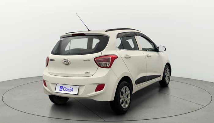 2016 Hyundai Grand i10 SPORTZ 1.2 KAPPA VTVT, Petrol, Manual, 1,31,613 km, Right Back Diagonal