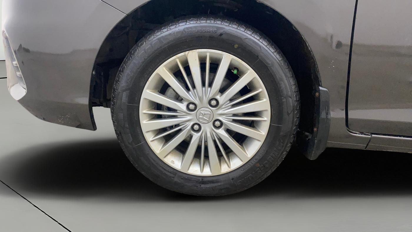 2021 Honda City 1.5L I-VTEC V CVT 5TH GEN, Petrol, Automatic, 1,20,704 km, Left Front Wheel