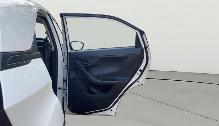 2024 Tata NEXON Smart Plus 1.2 Revotron 6 AMT, Petrol, Automatic, 14,400 km, RHS Rear Door