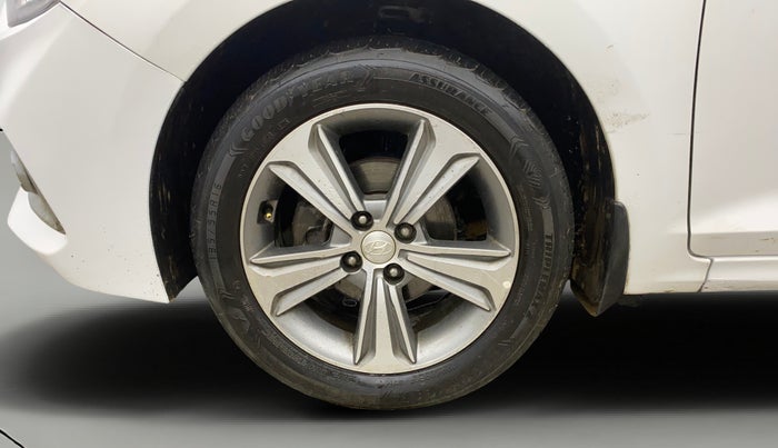 2018 Hyundai Verna 1.6 VTVT SX O, Petrol, Manual, 95,937 km, Left Front Wheel