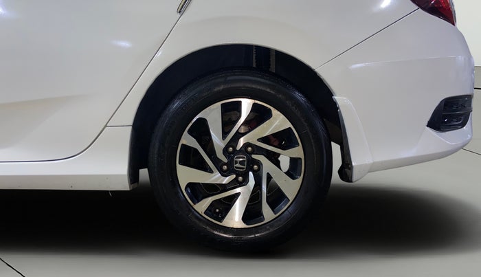 2019 Honda Civic 1.8L I-VTEC V CVT, Petrol, Automatic, 1,09,337 km, Left Rear Wheel