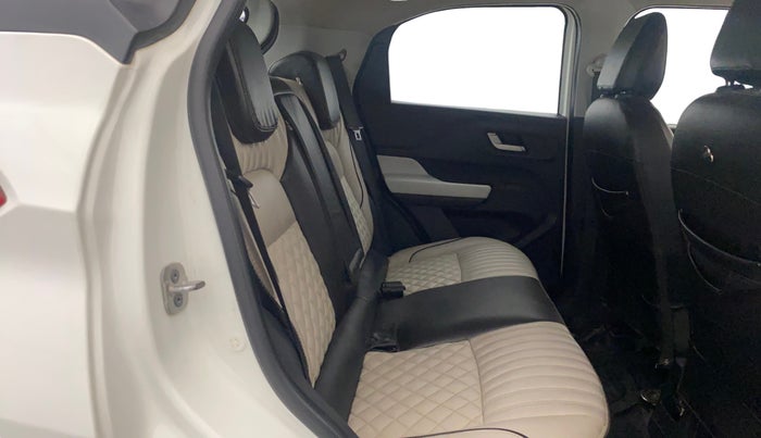 2023 Tata PUNCH CREATIVE  MT, Petrol, Manual, 72,599 km, Right Side Rear Door Cabin