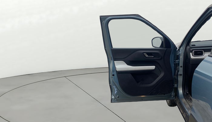 2022 Tata PUNCH CREATIVE  AMT, Petrol, Automatic, 29,558 km, LHS Front Door