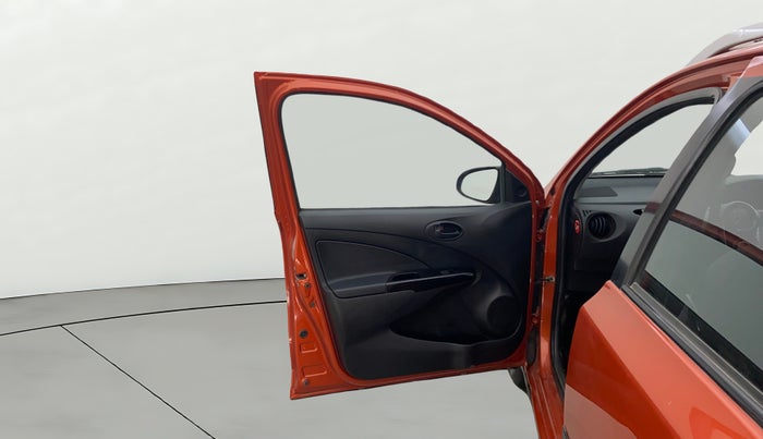 2015 Toyota Etios CROSS 1.2 G, Petrol, Manual, 44,711 km, LHS Front Door