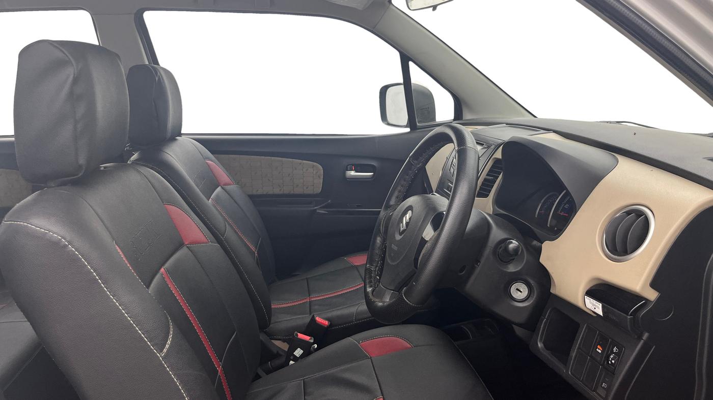 2017 Maruti Wagon R 1.0 VXI AMT, Petrol, Automatic, 26,796 km, Right Side Front Door Cabin