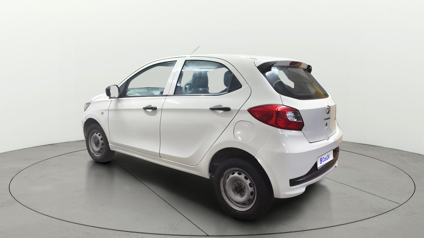2022 Tata Tiago XM CNG, CNG, Manual, 65,111 km, Left Back Diagonal