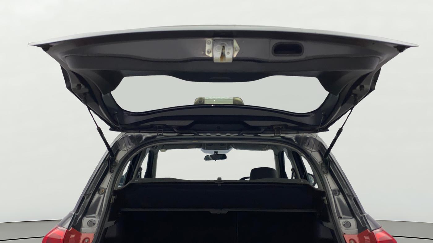 2017 Maruti Vitara Brezza ZDI, Diesel, Manual, 55,359 km, Boot Door Open
