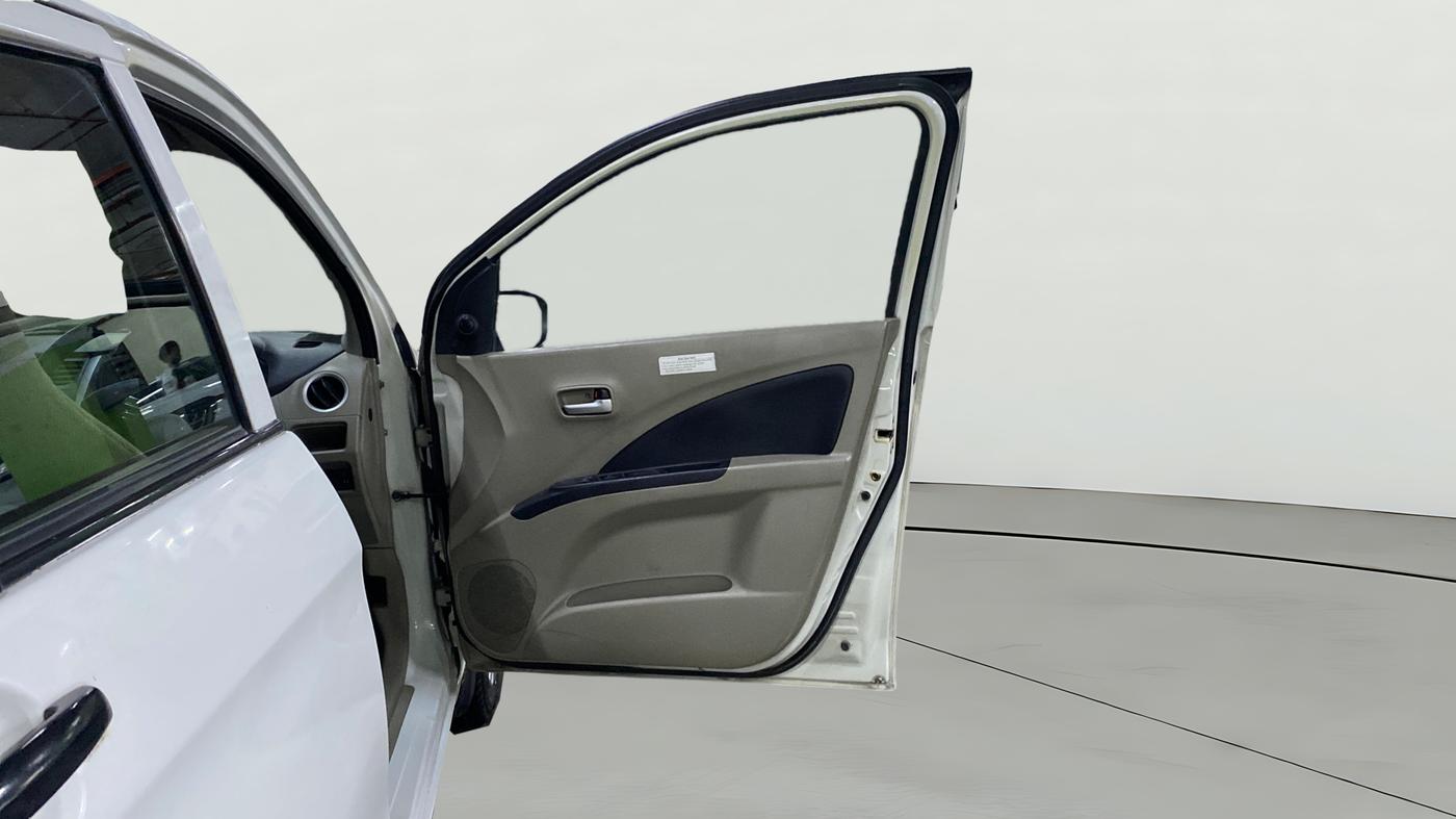 2014 Maruti Celerio VXI AMT, Petrol, Automatic, 60,712 km, RHS Front Door