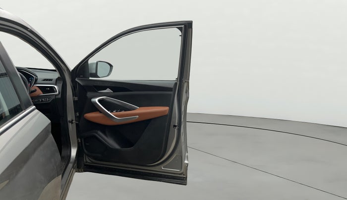 2021 MG HECTOR PLUS SHARP 1.5 PETROL TURBO CVT 6-STR, Petrol, Automatic, 85,694 km, RHS Front Door