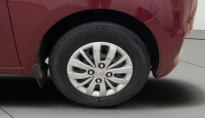 2014 Hyundai i10 SPORTZ 1.1, Petrol, Manual, 26,917 km, Right Front Wheel