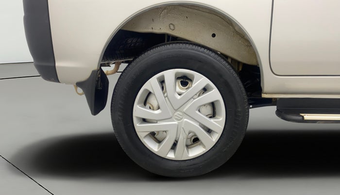 2022 Maruti Eeco 5 STR AC (O), Petrol, Manual, 30,049 km, Right Rear Wheel